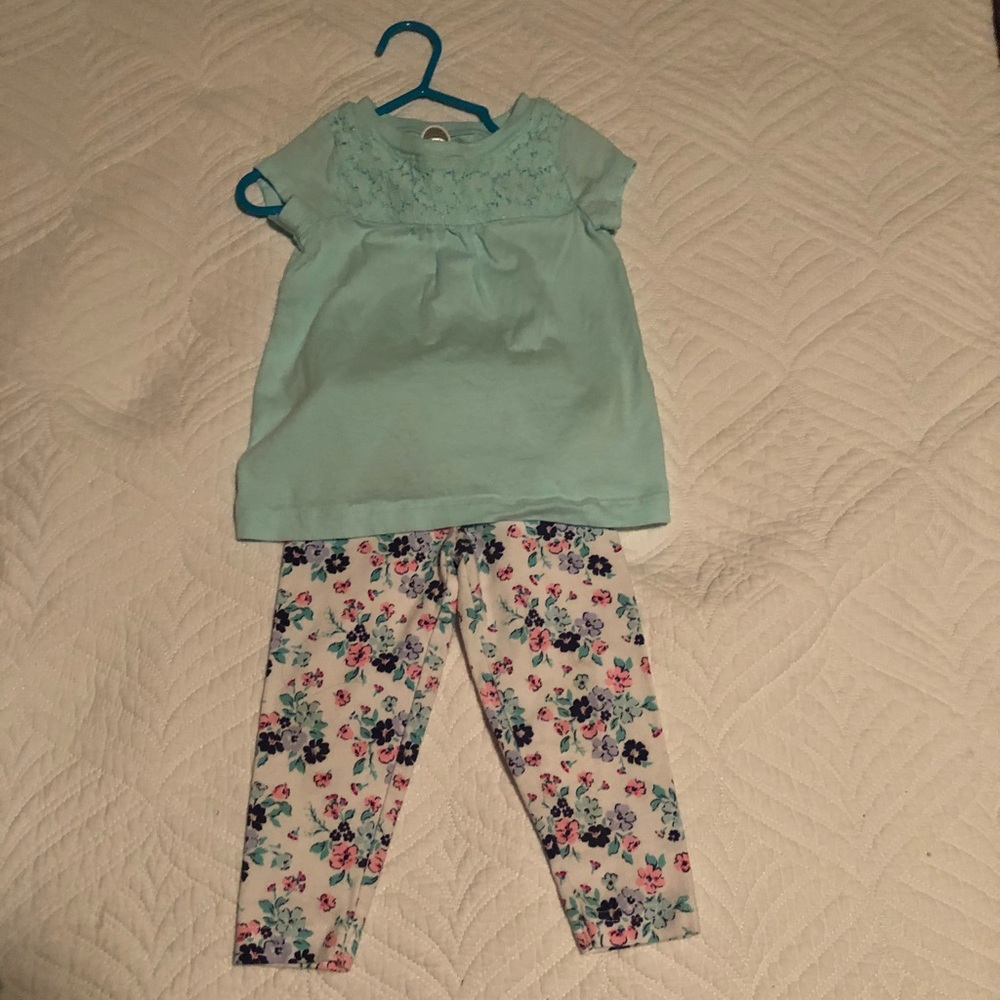 NWOT Carter’s 12m outfit